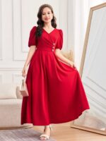 فستان بتصميم انيق وطويل