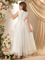 ⁦فستان بدون اكمام انيق ابيض⁩ - الصورة ⁦2⁩