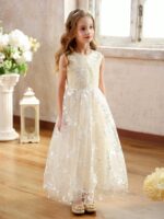 ⁦فستان بصميم بسيط وانيق بيج⁩ - الصورة ⁦4⁩