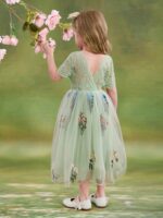 ⁦فستان صغيرات اخضر⁩ - الصورة ⁦3⁩