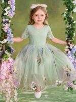 ⁦فستان صغيرات اخضر⁩ - الصورة ⁦4⁩