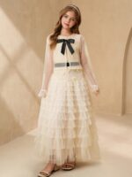 فستان بتصميم راقي لون بيج