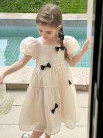 ⁦فستان كاجوال بيج للصغيرات⁩ - الصورة ⁦4⁩