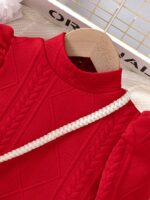 ⁦فستان شتائي احمر مع حقيبة⁩ - الصورة ⁦5⁩