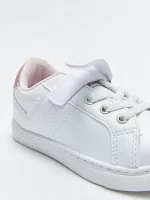 ⁦حذاء رياضي بناتي ابيض⁩ - الصورة ⁦5⁩