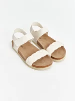 حذاء صيفي تصميم انيق