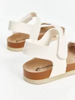 ⁦حذاء صيفي تصميم انيق⁩ - الصورة ⁦3⁩