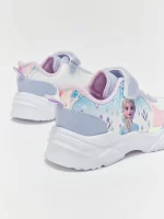 ⁦حذاء رياضي بنقشة ملكة الثلج⁩ - الصورة ⁦2⁩