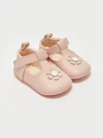 حذاء حديث ولادة نشقة وردة