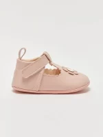 ⁦حذاء حديث ولادة نشقة وردة⁩ - الصورة ⁦5⁩